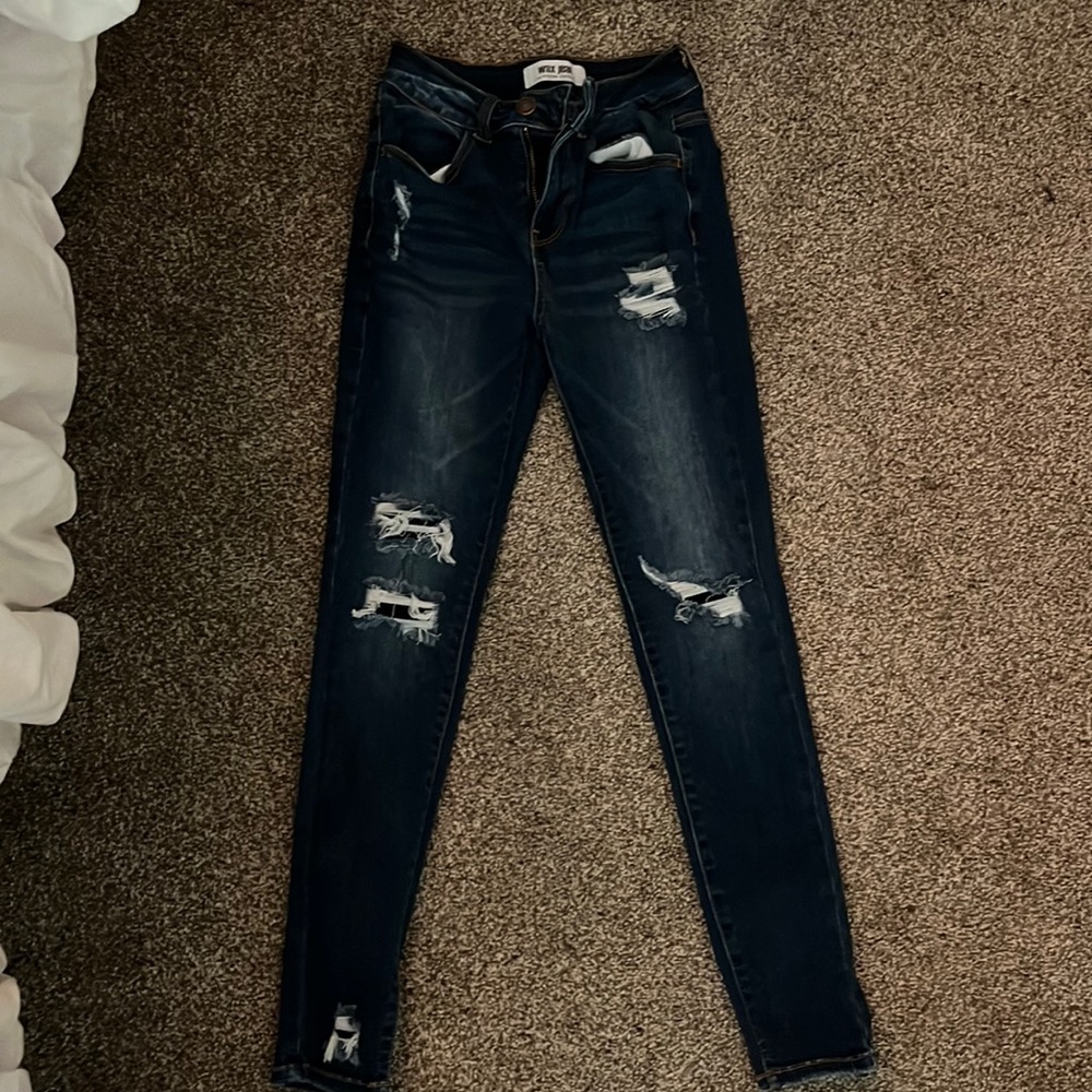 Skinny Jeans . Good Quality . Fits nice . Worn Literally Once